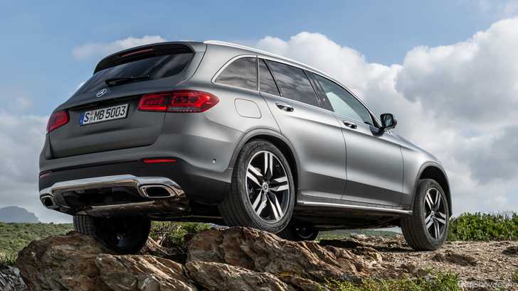 Refreshed 2020 Mercedes GLC Wave Hits Oz