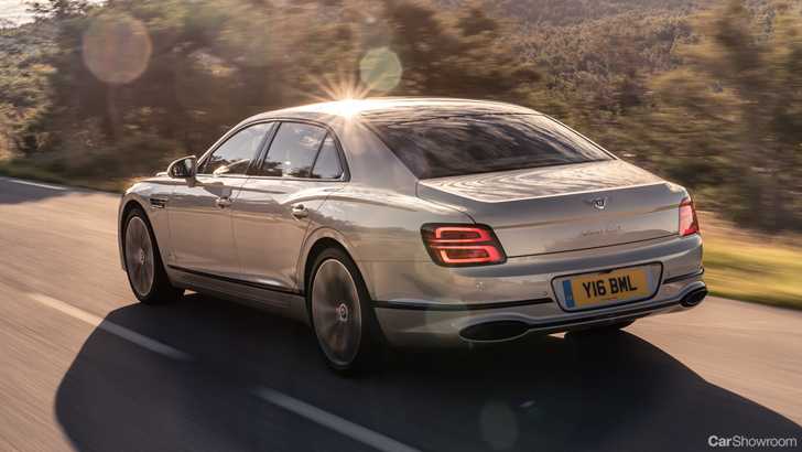 Bentley Blacks Out New Flying Spur For 2020