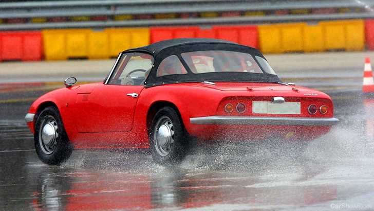 All-New Lotus Elan May Return As 718 Boxster, Z4 Rival