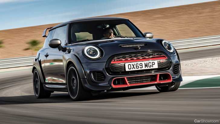 Mini Unwraps JCW GP Track Weapon, Only 3,000 units