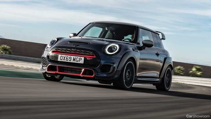 Mini Unwraps JCW GP Track Weapon, Only 3,000 units