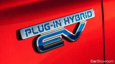 Mitsubishi Updates Outlander PHEV For 2020, Bigger Engine and Battery Capacity