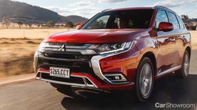 Mitsubishi Updates Outlander PHEV For 2020, Bigger Engine and Battery Capacity