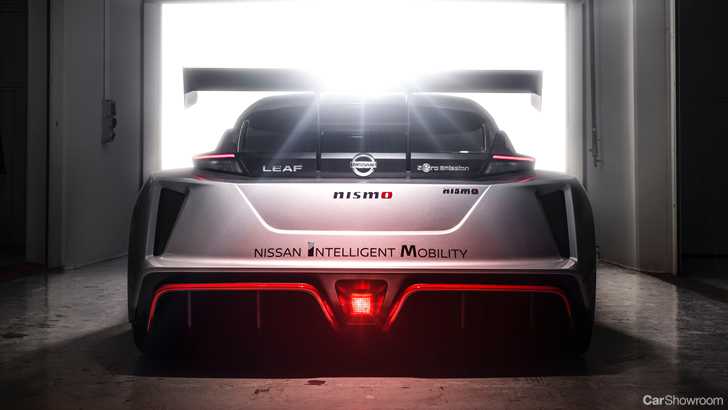 Nissan Unleashes Leaf Nismo RC On The Track For The First Time