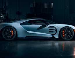 Ford Adds More Power To The GT For 2020, Stunning Liquid Carbon Edition