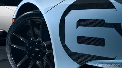 Ford Adds More Power To The GT For 2020, Stunning Liquid Carbon Edition