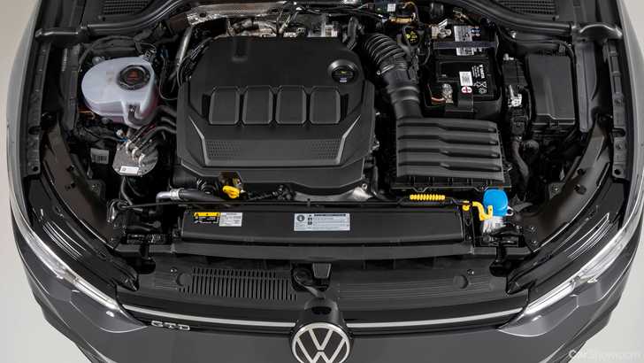 MK8 Volkswagen Golf GTI, GTE and GTD Revealed Ahead Of Geneva 2020