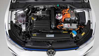 MK8 Volkswagen Golf GTI, GTE and GTD Revealed Ahead Of Geneva 2020
