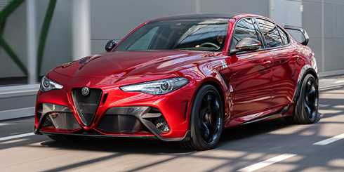 Alfa Romeo Giulia GTA Debuts, Only 500 Units Worldwide