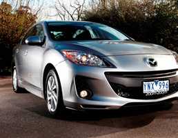 2011 MAZDA MAZDA3