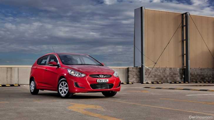 2012 HYUNDAI ACCENT