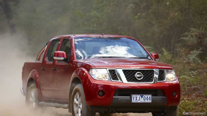 2012 NISSAN NAVARA
