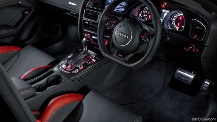 2012 AUDI RS5