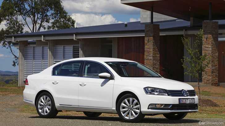 2012 VOLKSWAGEN PASSAT