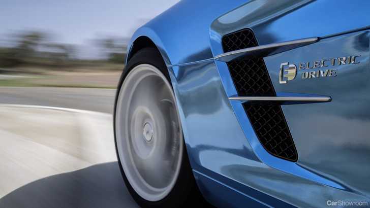 2012 MERCEDES-BENZ SLS