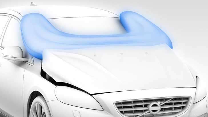 2013 VOLVO V40