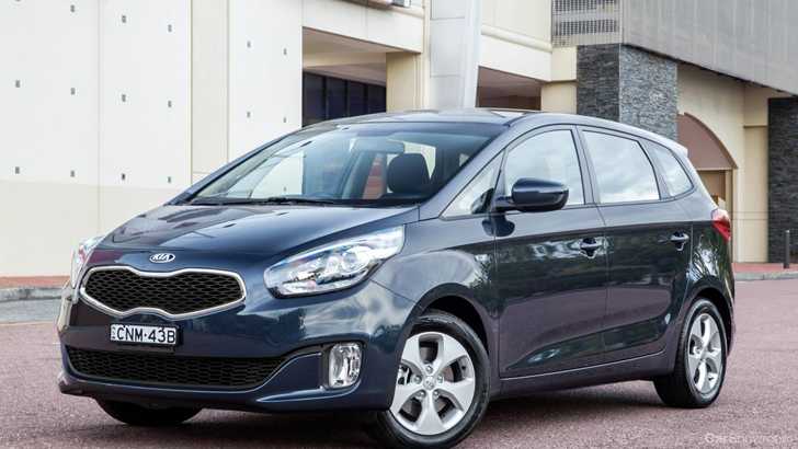 2013 KIA RONDO