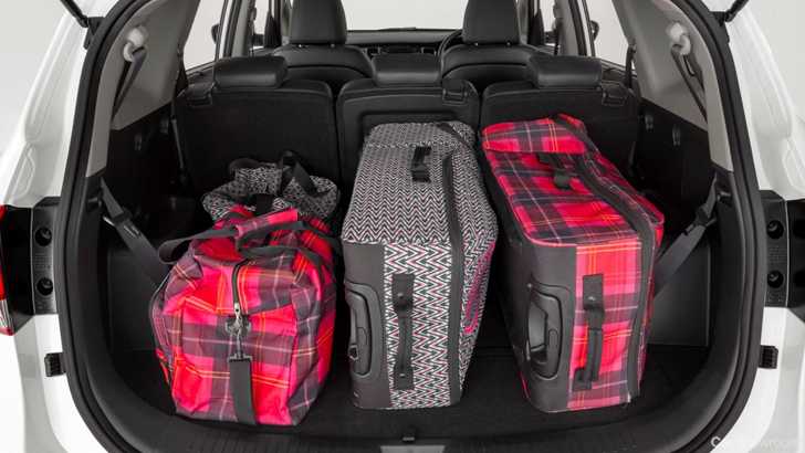 2013 KIA RONDO
