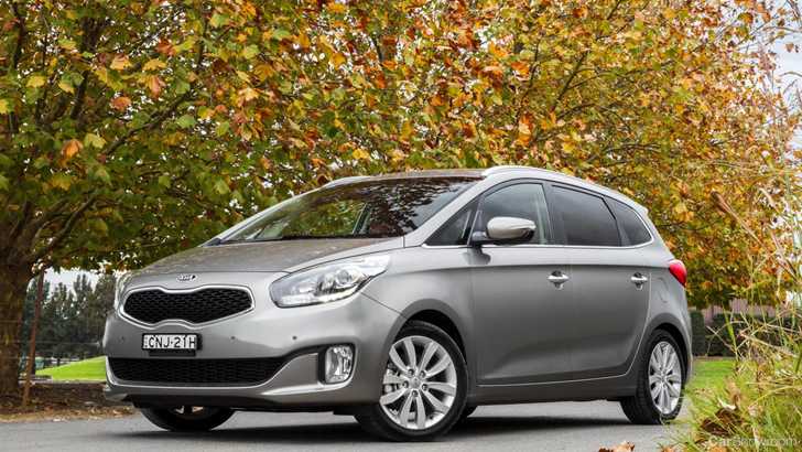 2013 KIA RONDO