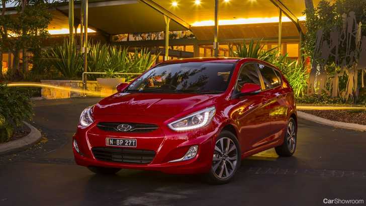 2013 HYUNDAI ACCENT