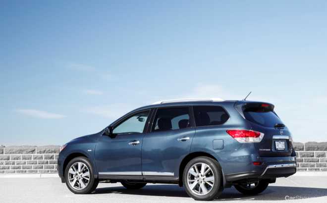2013 NISSAN PATHFINDER