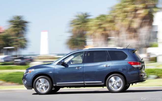 2013 NISSAN PATHFINDER