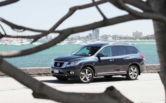 2013 NISSAN PATHFINDER
