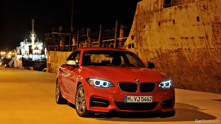 2013 BMW 2