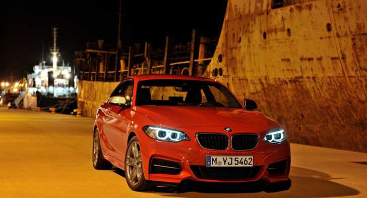 2014 BMW 2