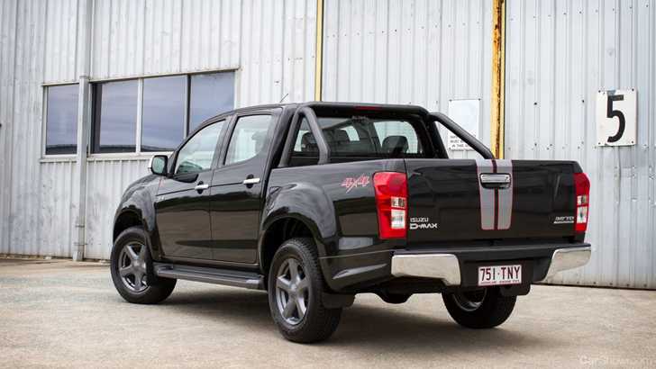 2014 ISUZU D-MAX