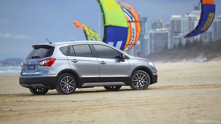 2014 SUZUKI S-CROSS
