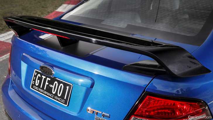 2014 FORD FPV