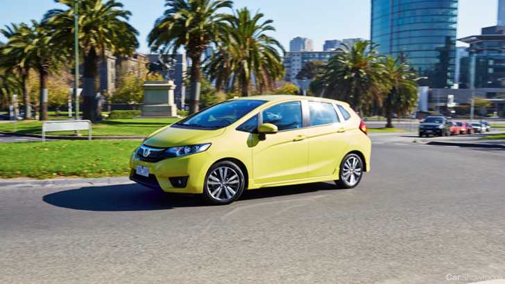 2014 HONDA JAZZ