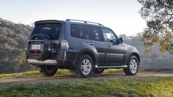 2014 MITSUBISHI PAJERO
